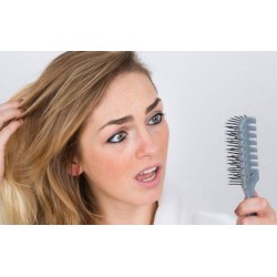 چرا موی سر خانم‌ها می‌ریزد؟